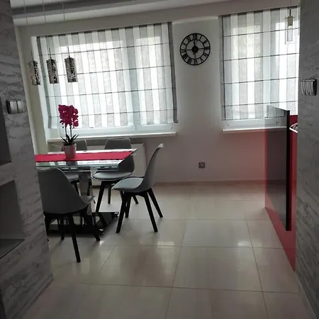 Apartment Red *