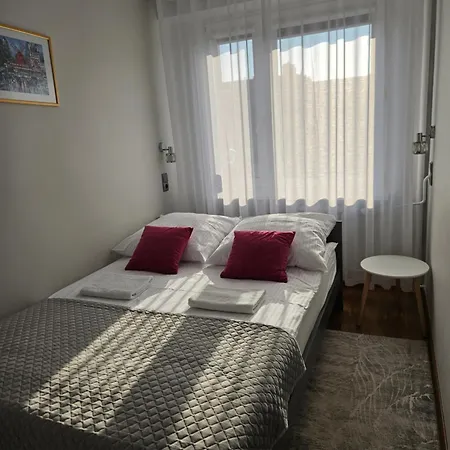 Red * オルシュティン