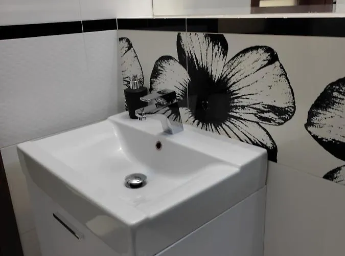 Red オルシュティン